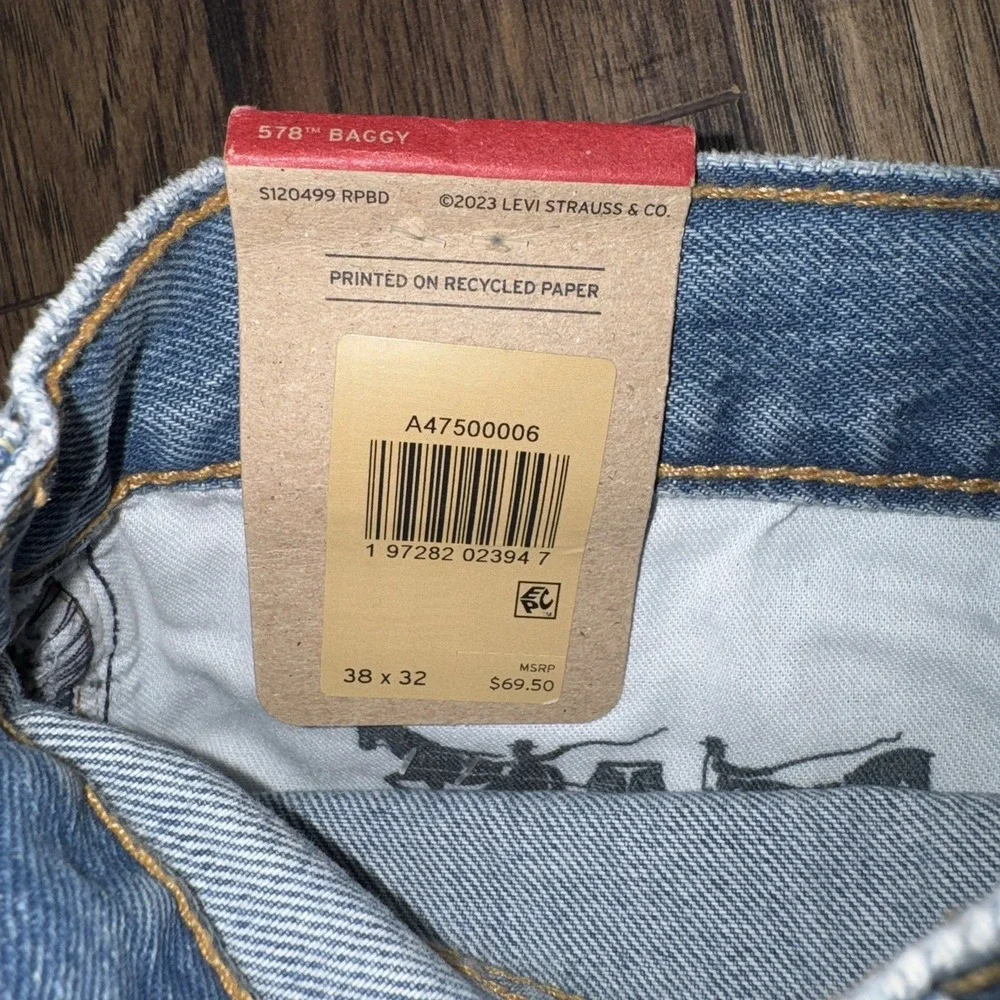 Levis levi 578